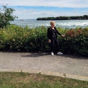 Meet your Posher, Carole